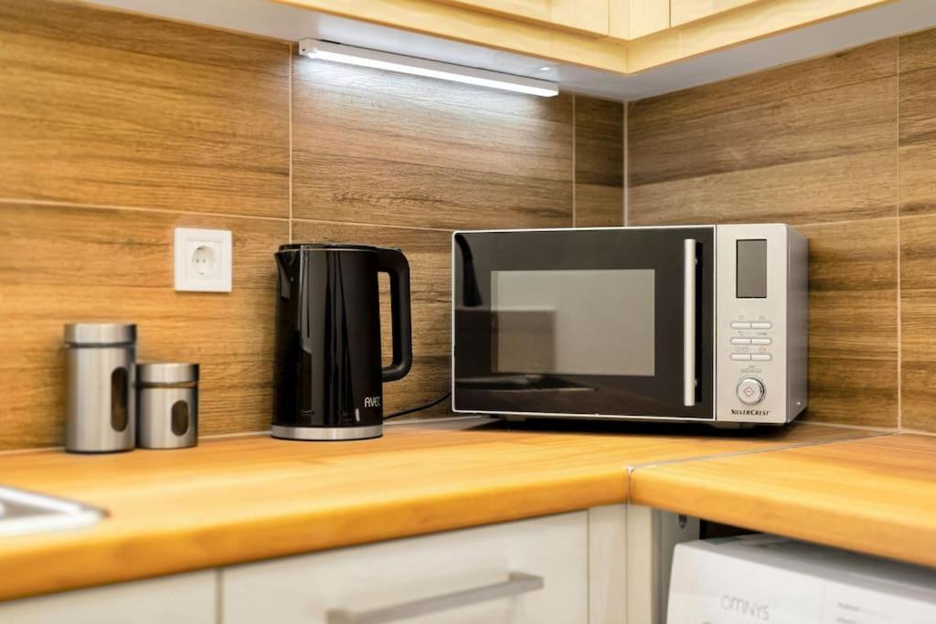 Artemis Modern Apartment Athens Exterior photo