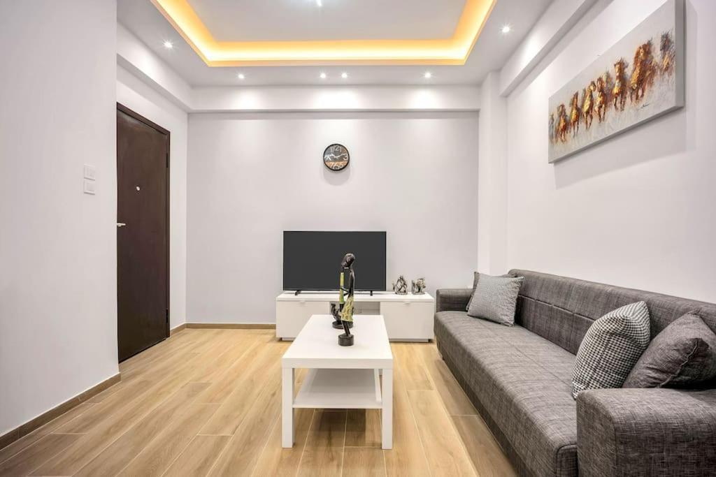 Artemis Modern Apartment Athens Exterior photo